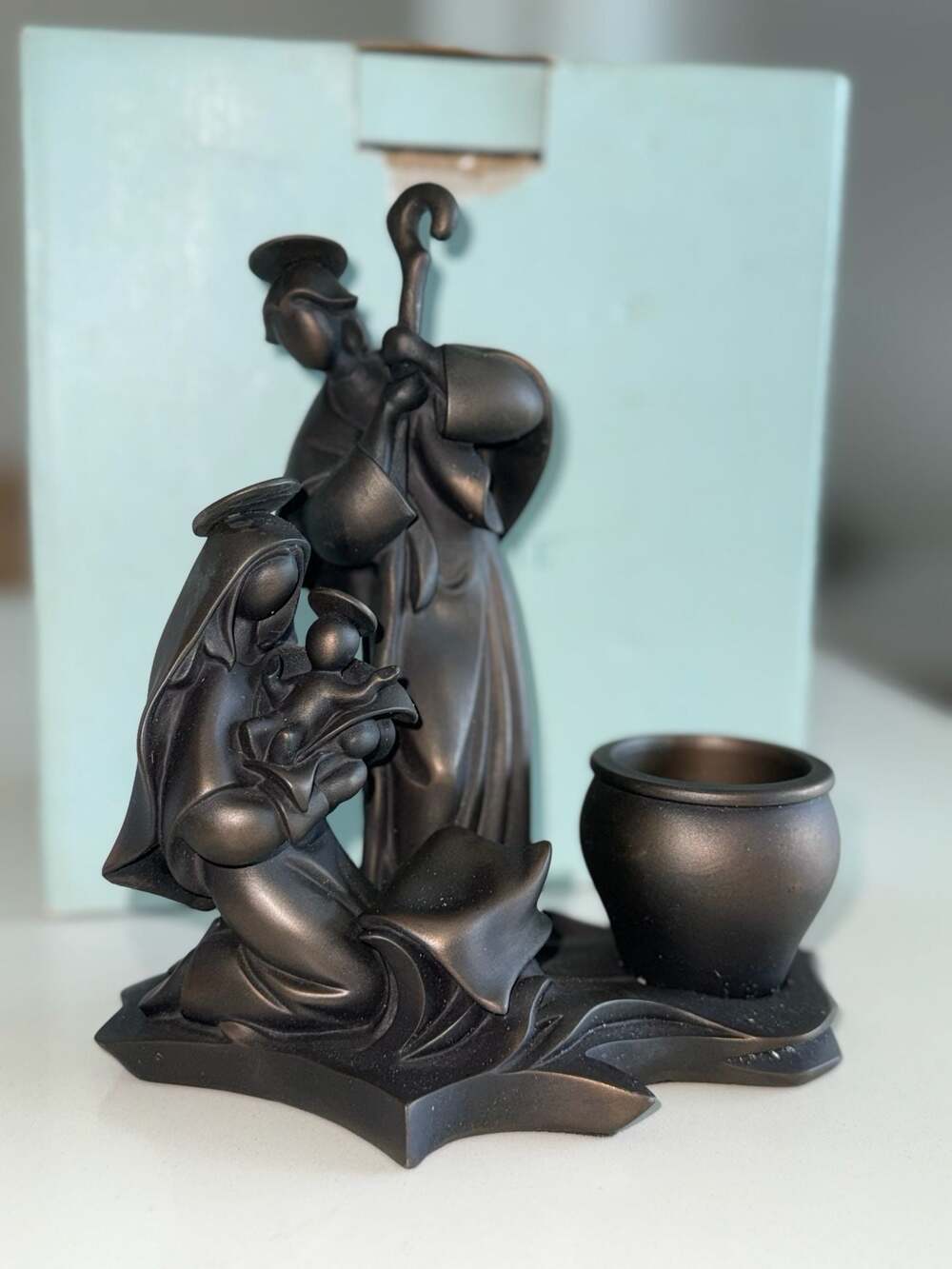 New PartyLite Holy Night Tealight Holder P8262 Nativity Scene